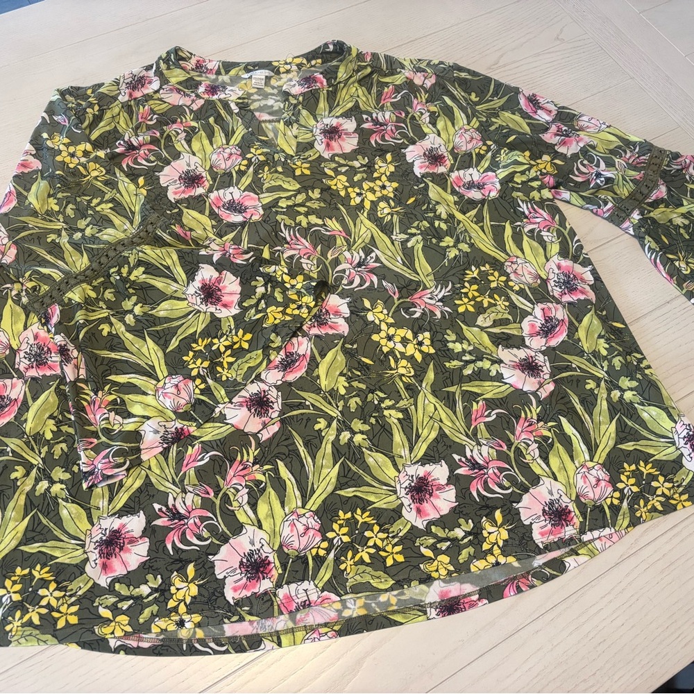 CATO blouse 22/24W floral print